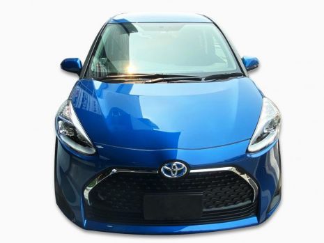 https://www.mycarforum.com/uploads/sgcarstore/data/11/11_1668570379_0Cropped_111576142742_1Toyota Sienta 1.jpg